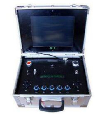 機(jī)器人操控箱